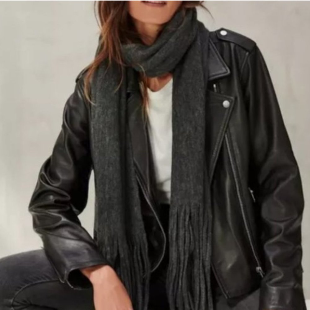 Lucky Brand gray scarf - NWT - Picture 1 of 8